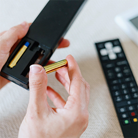 Remplacer piles de la télécommande