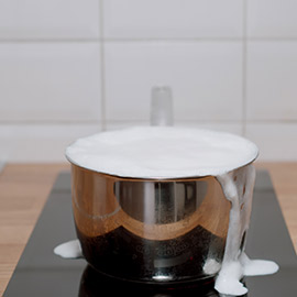 Casserole débordante