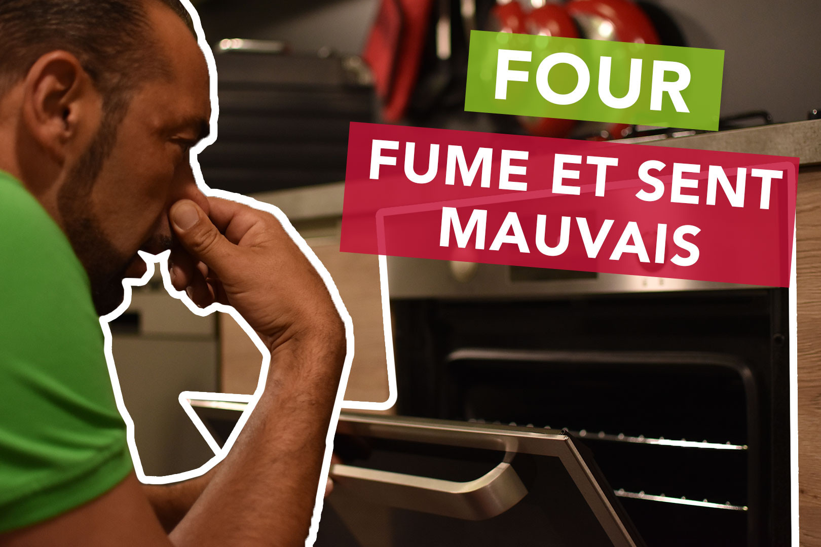Pourquoi le four fume et sent mauvais ? SOS Accessoire